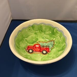 Pugh‎ Christmas bowl